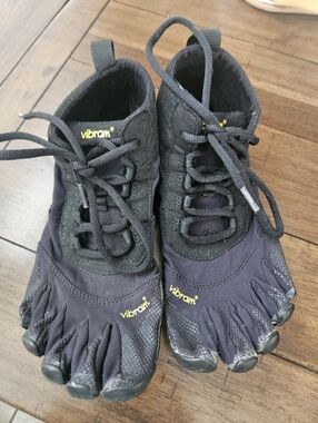 Vibram Five Finger Barefoot Shoes